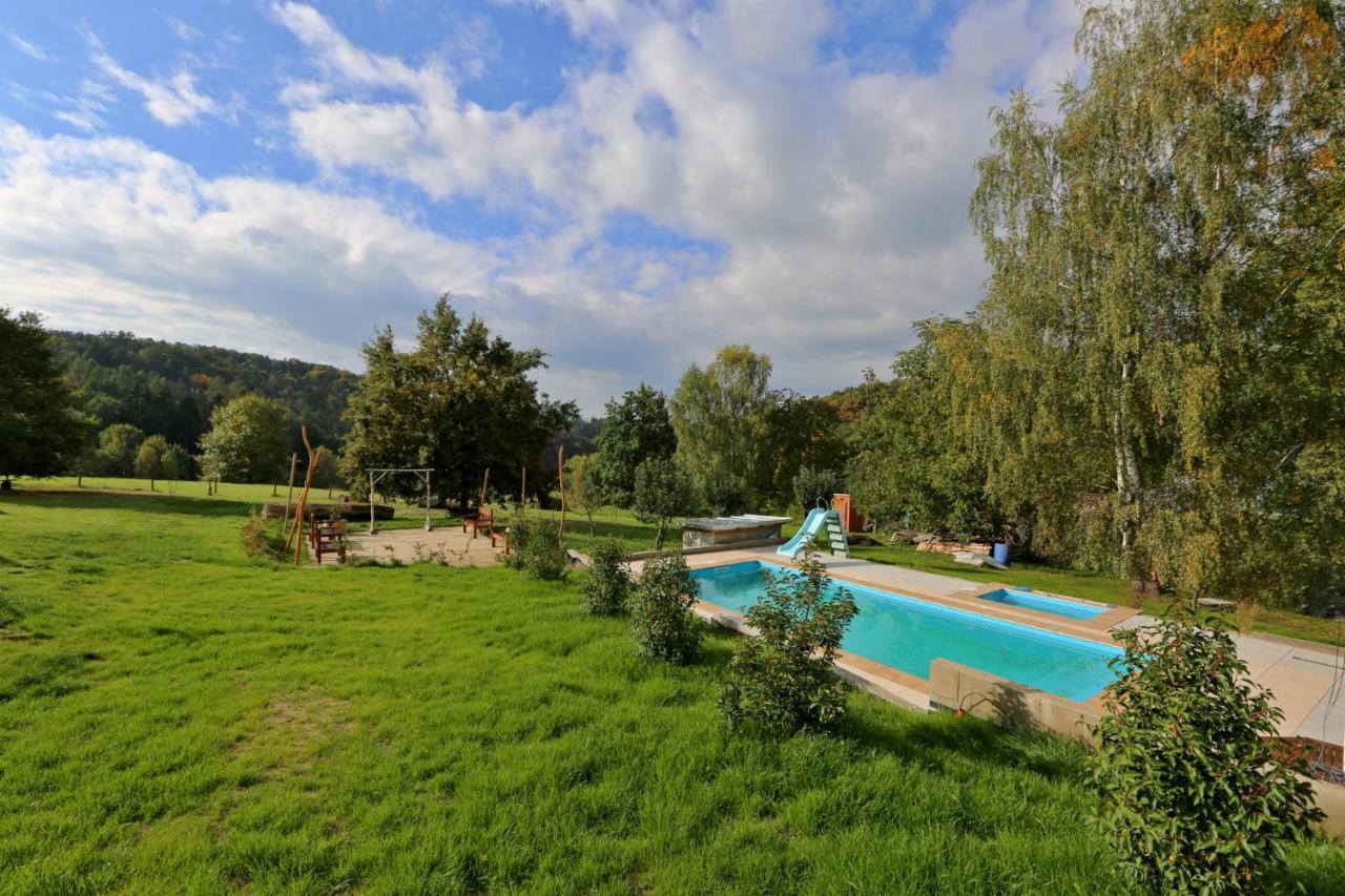 Miniresort Amulet Hruba Skala Exterior photo